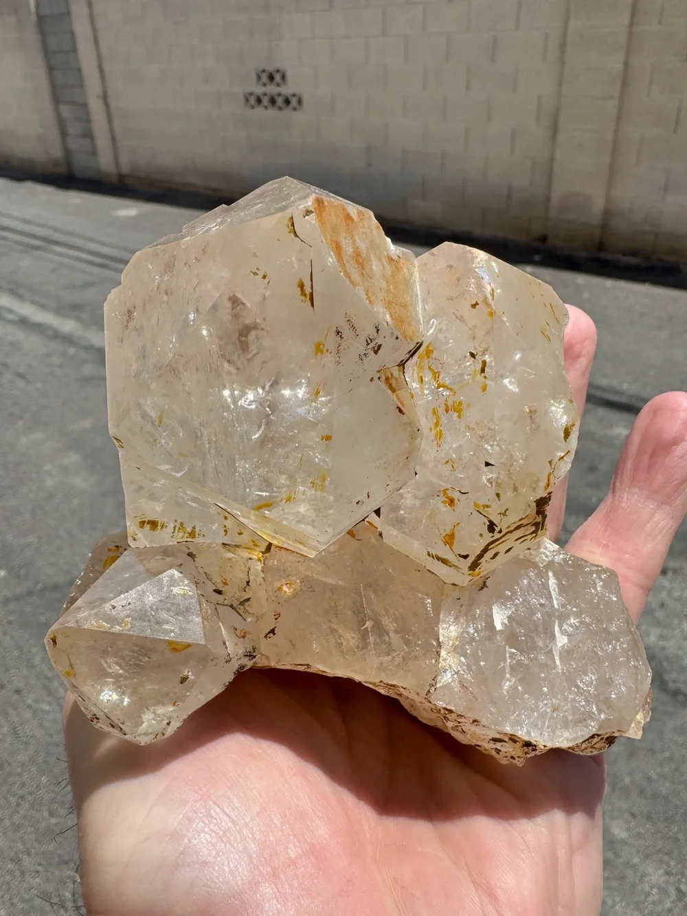 Hashupi Quartz Pakistan